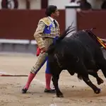  Alberto Aguilar destaca con un buen toro de Palha en Azpeitia