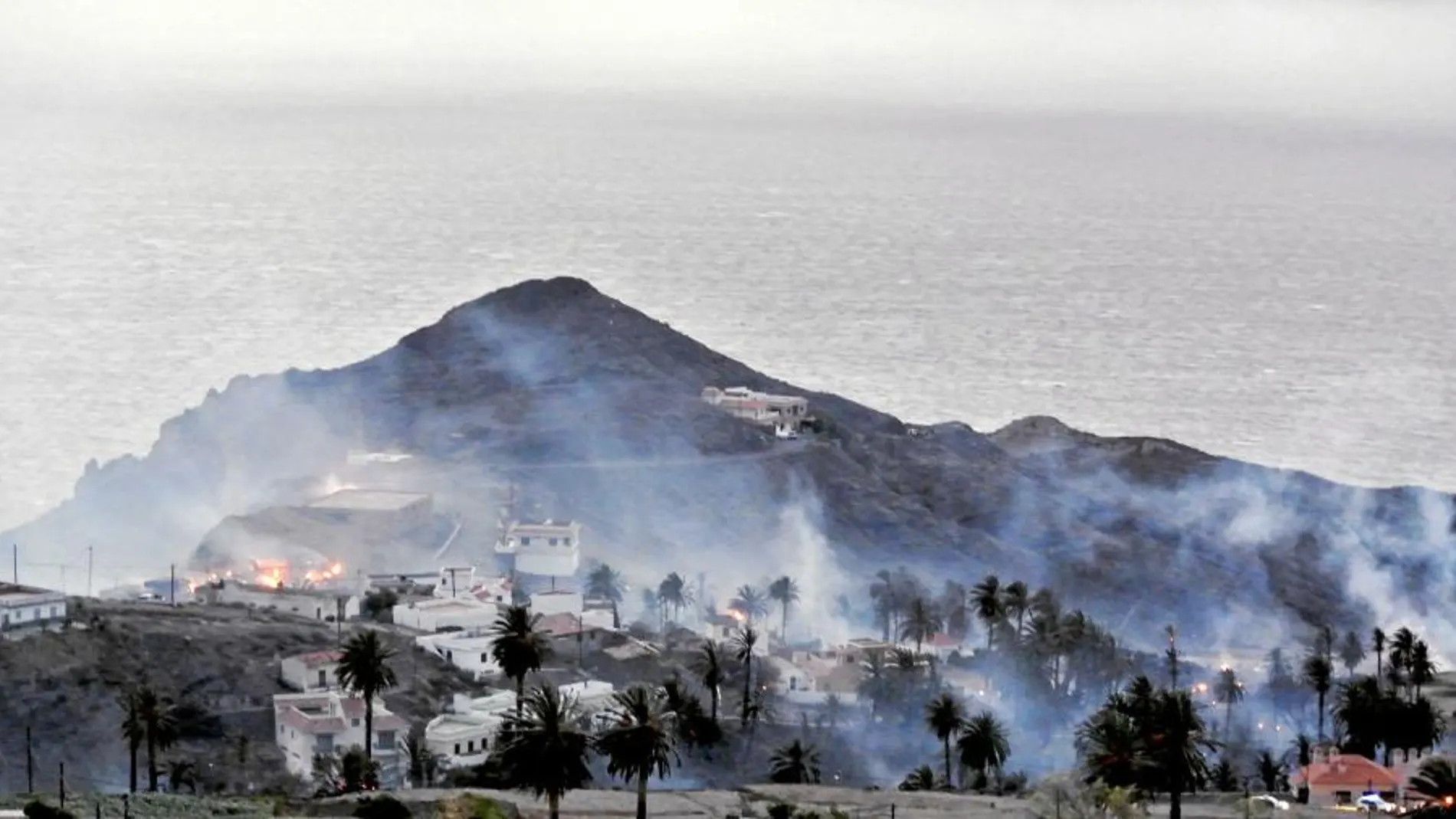 Las llamas de La Gomera llegaron a Garajonay durante el verano de 2012