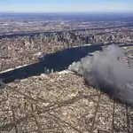  Aparatoso incendio en Nueva York, sin víctimas