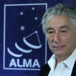Pierre Cox, director de ALMA, durante la presentación en la que anunció que el telescopio se ha completado
