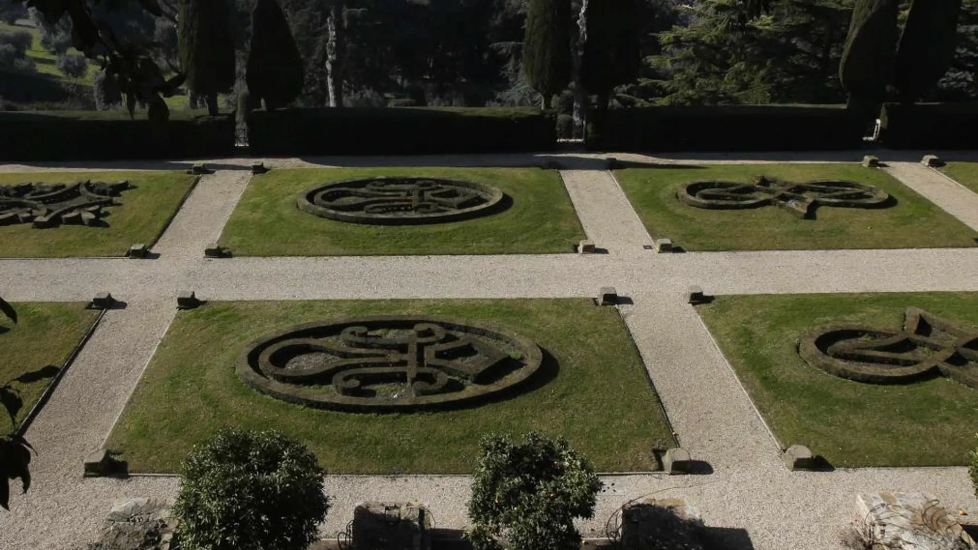 El papa ha autorizado la apertura al público de los majestuosos jardines de la residencia veraniega de los pontífices de Castel Gandolfo