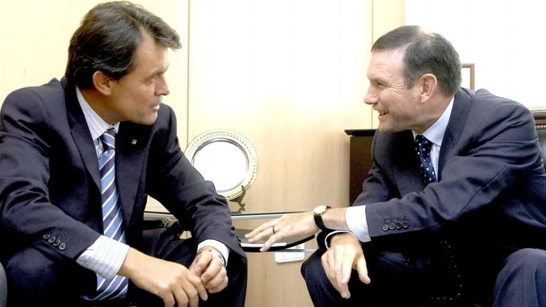 Artur Mas y Juan José Ibarretxe en una reunión que ambos mantuvieron en 2004.