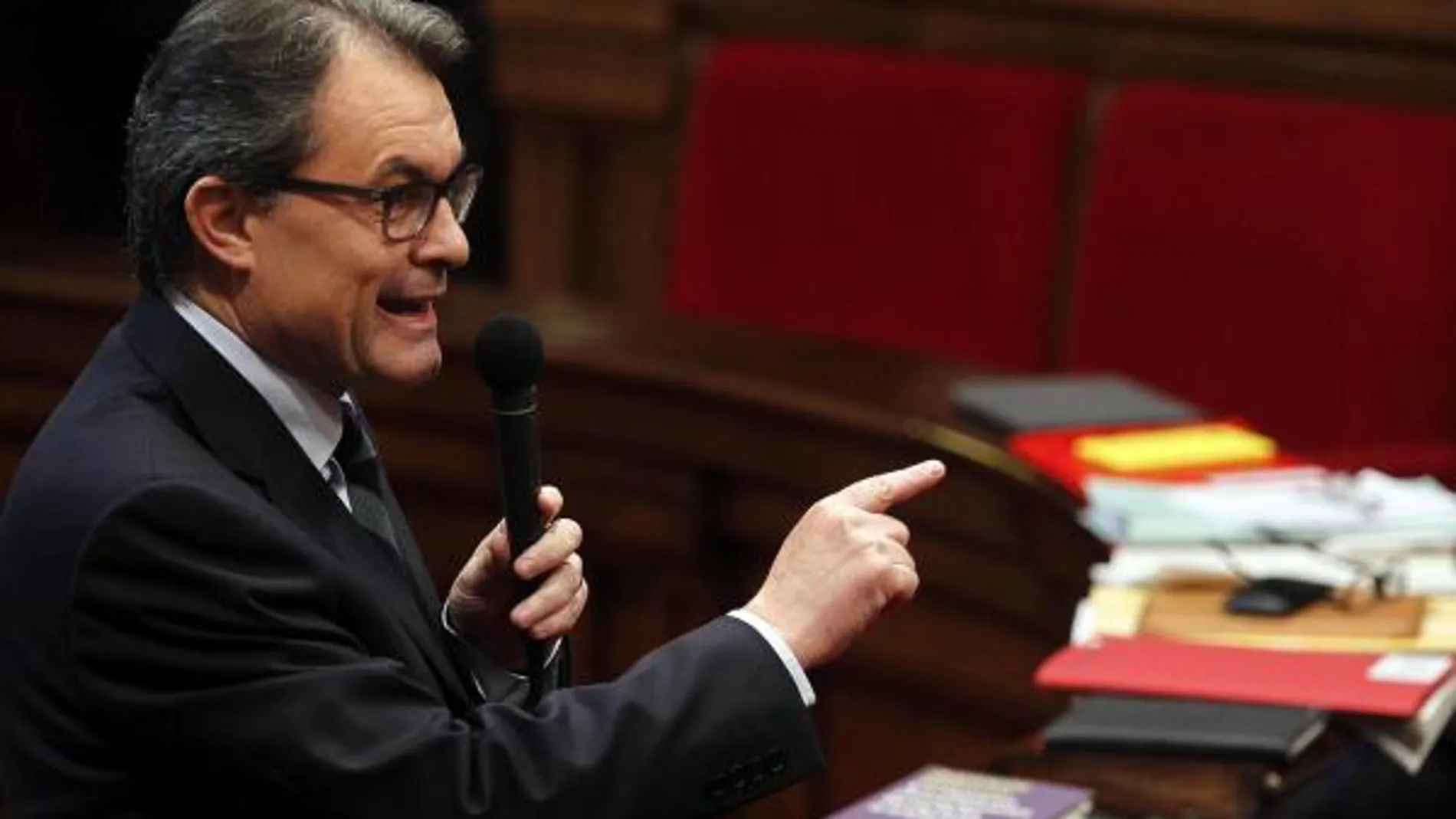 Mas perdería casi la mitad de los votos si se presentara en solitario