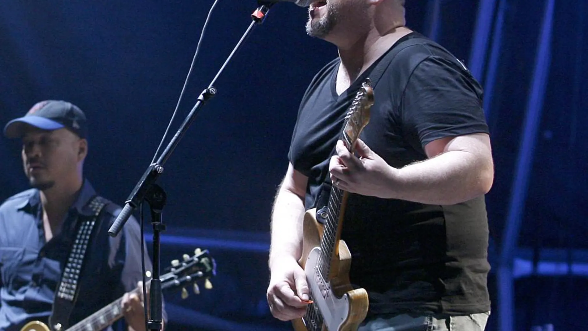 El cantante y guitarrista estadounidense, Black Francis, lider de la la banda de rock alternativo, Pixies, durante su actuación en el Primavera Sound 2010, que se celebra en el Parc del Fórum de Barcelona