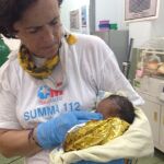 Una de las doctoral del Summa con un recién nacido
