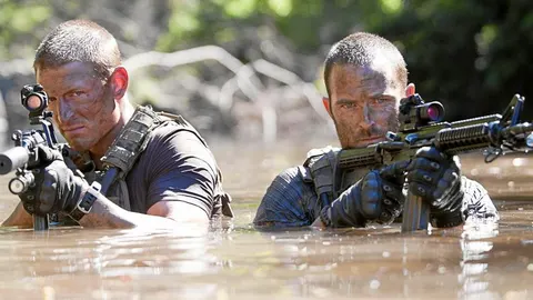 Imagen de los protagonistas de «Strike Back»