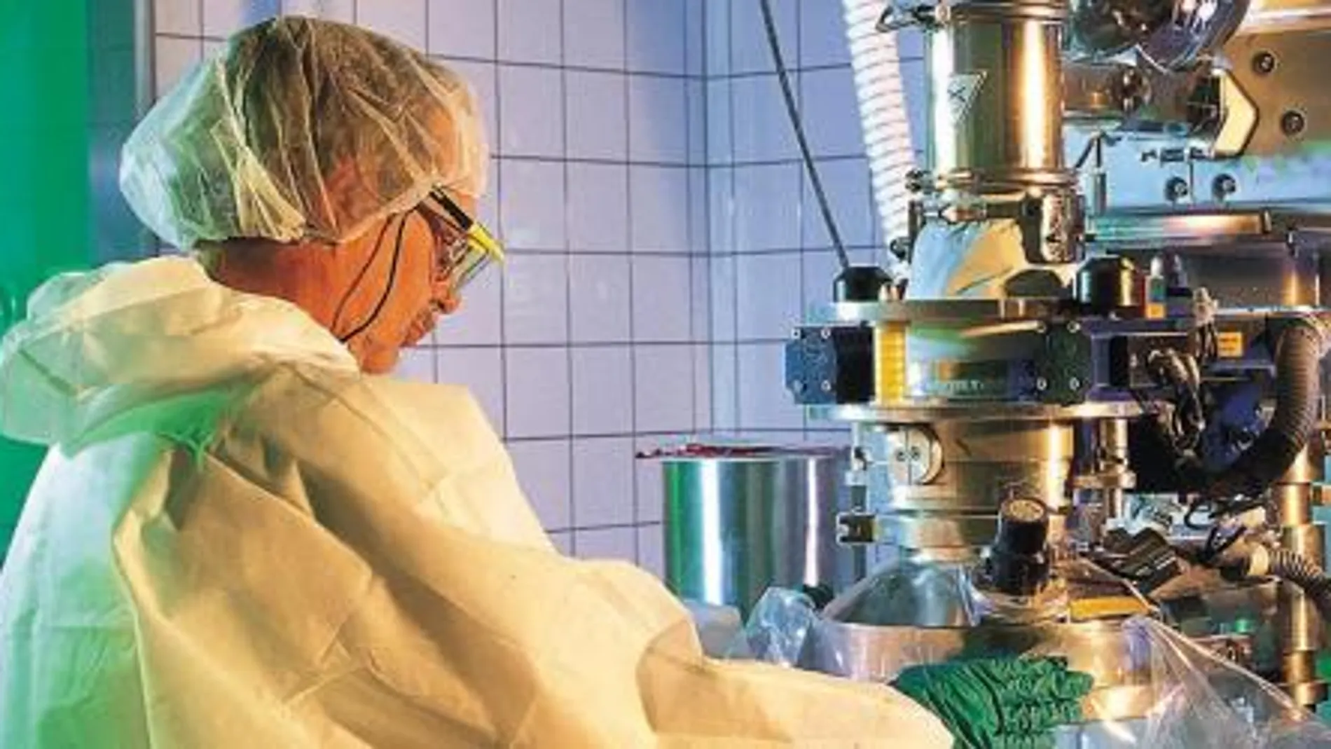 Fabricación de antibióticos en una factoría de la empresa Bayer