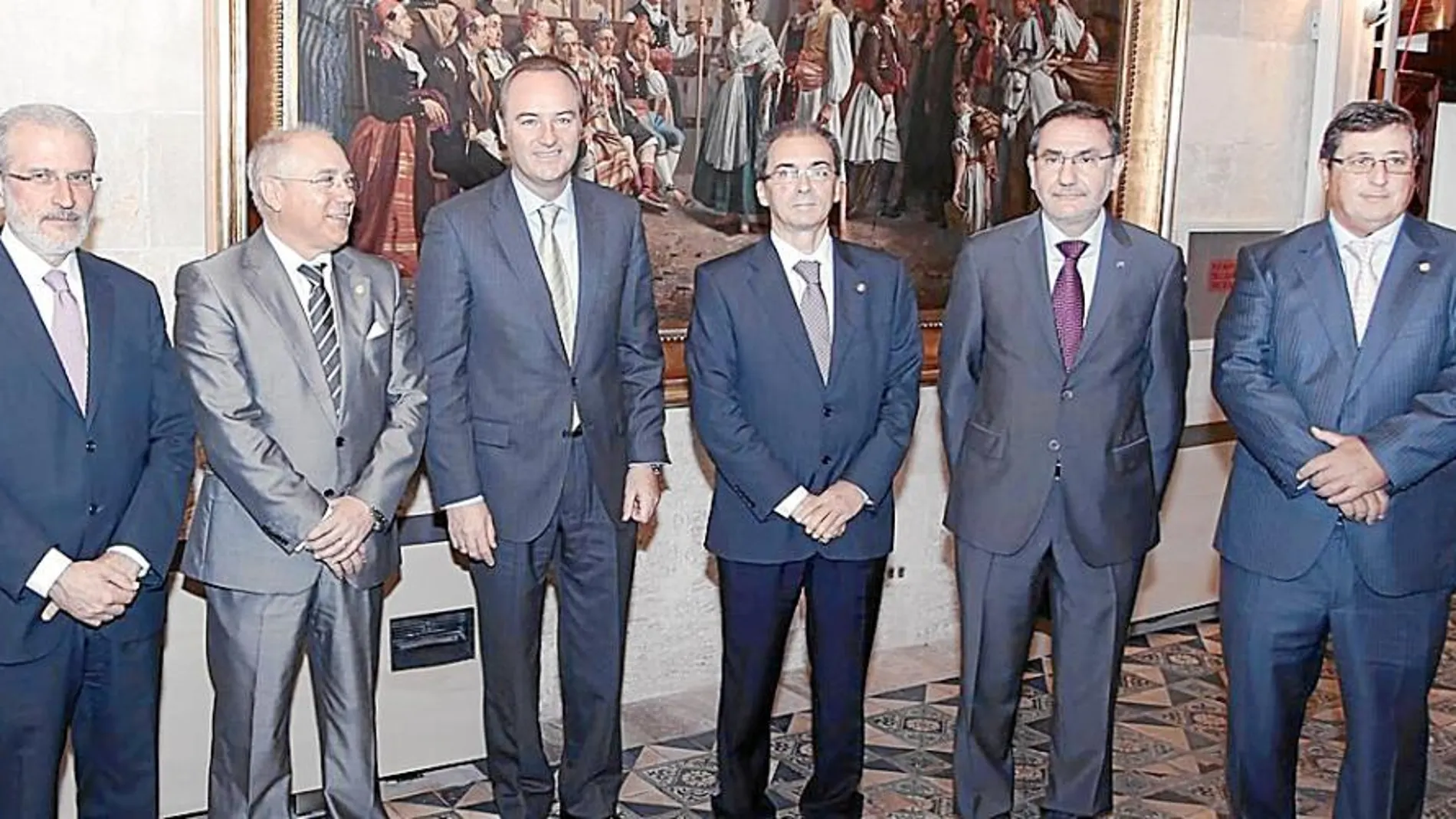 Los cinco rectores de las Universidades públicas valencianas reunidos con el presidente de la Generalitat, Alberto Fabra, el día que recibieron la distinción del Campus de Excelencia en octubre de 2011