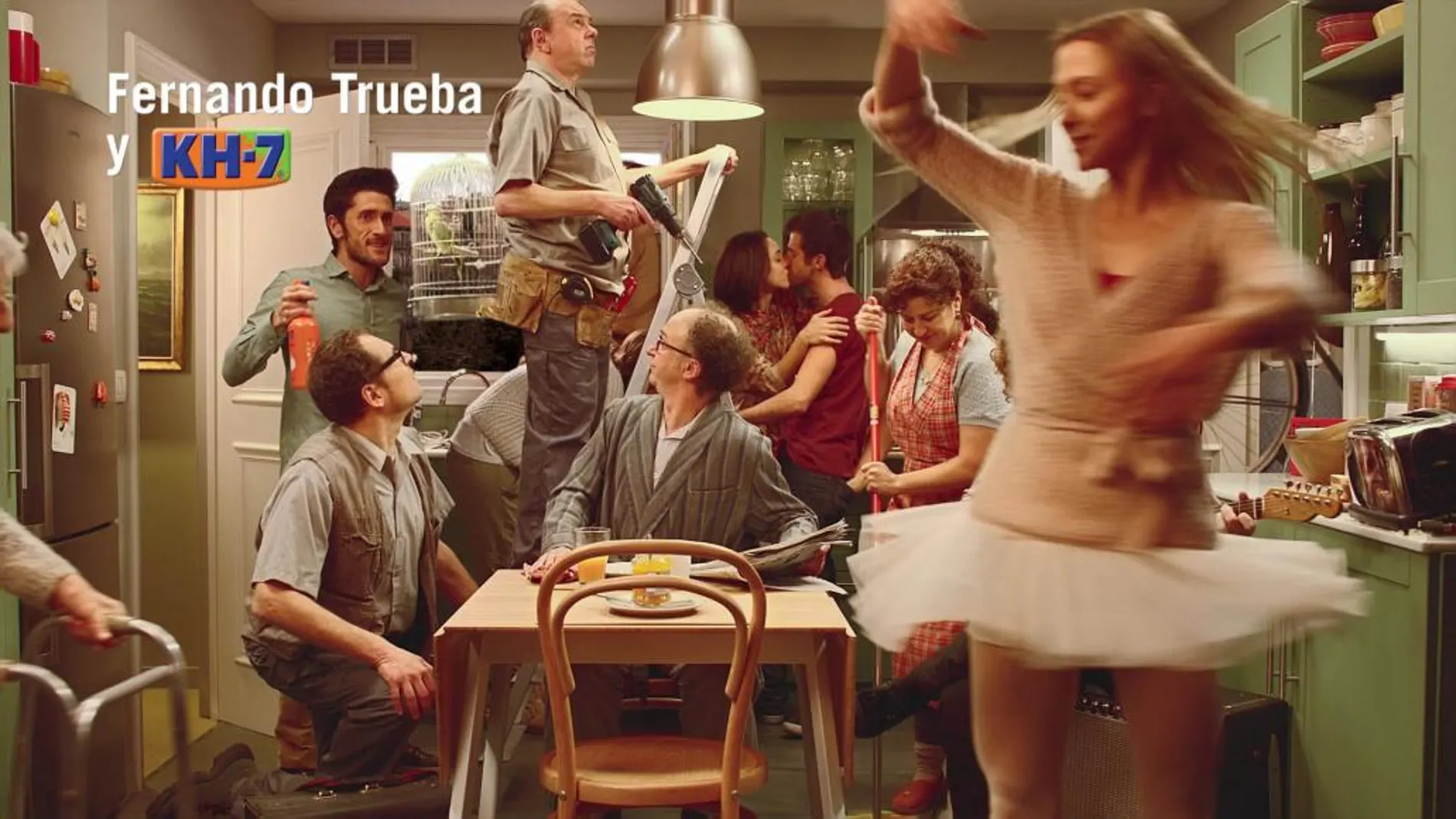 Fernando Trueba vuelve a la comedia en el nuevo anuncio de KH7