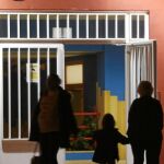 La Guardia Civil no descarta entrevistarse con más menores y que surjan a lo largo de estos días nuevos casos de abusos sexuales por parte del profesor Carlos Ruiz, de 33 años.