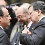 El presidente francés, Hollande junto al presidente de la CE, Durao Barrosoy el presidente del Parlamento Europeo, Schulz Europeo