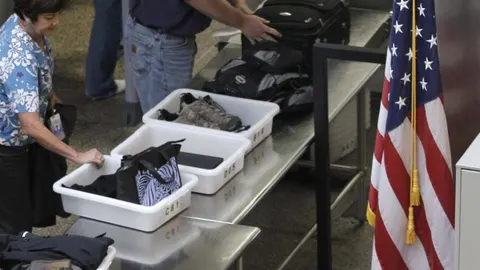 Control de seguridad en el aeropuerto de Seattle
