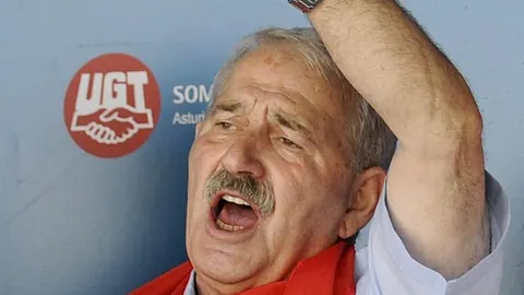 Jose Angel Fernandez Villa en un acto en Rodiezmo.