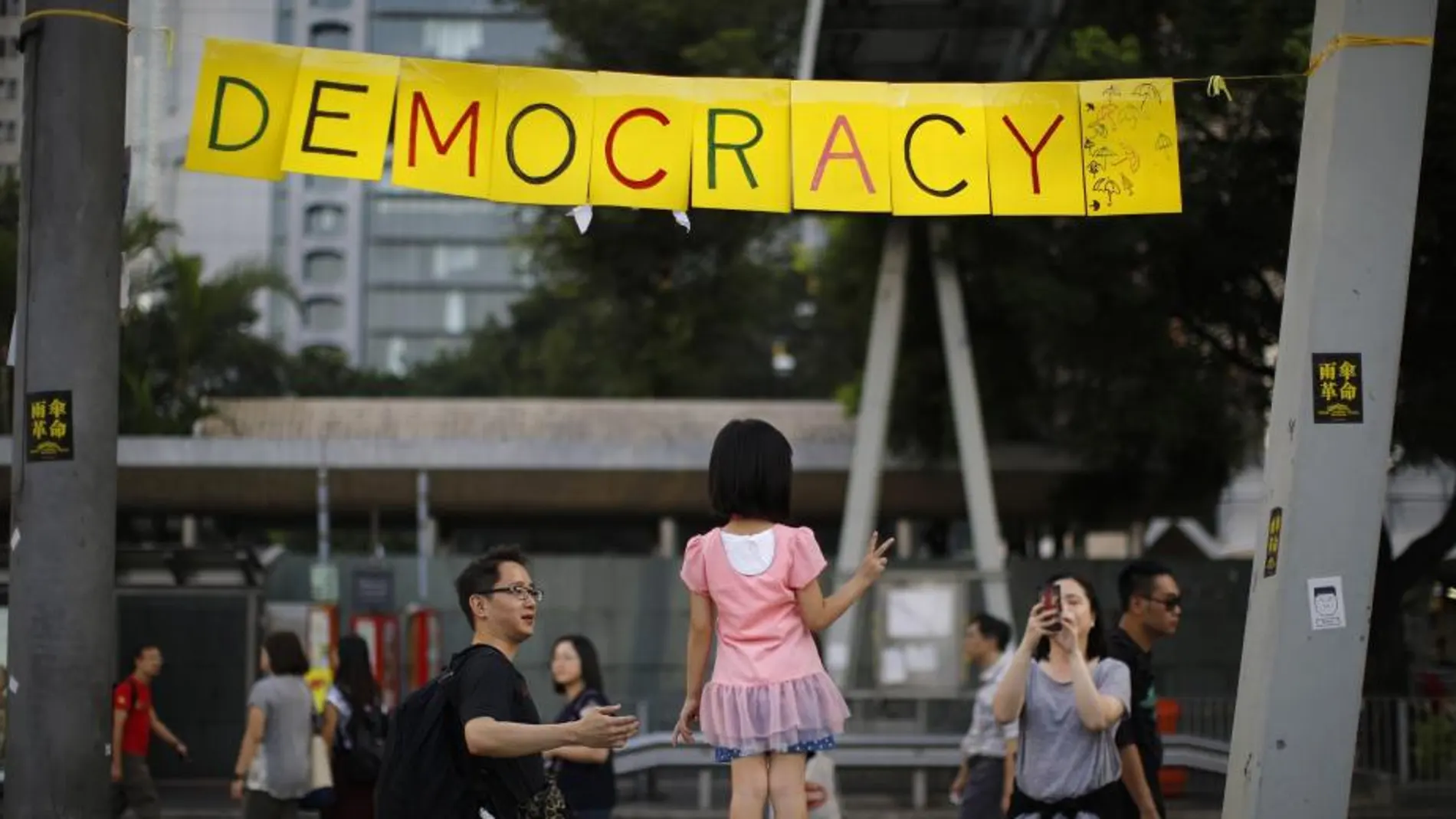 La calma regresa a Hong Kong, pero aumenta el número de concentrados