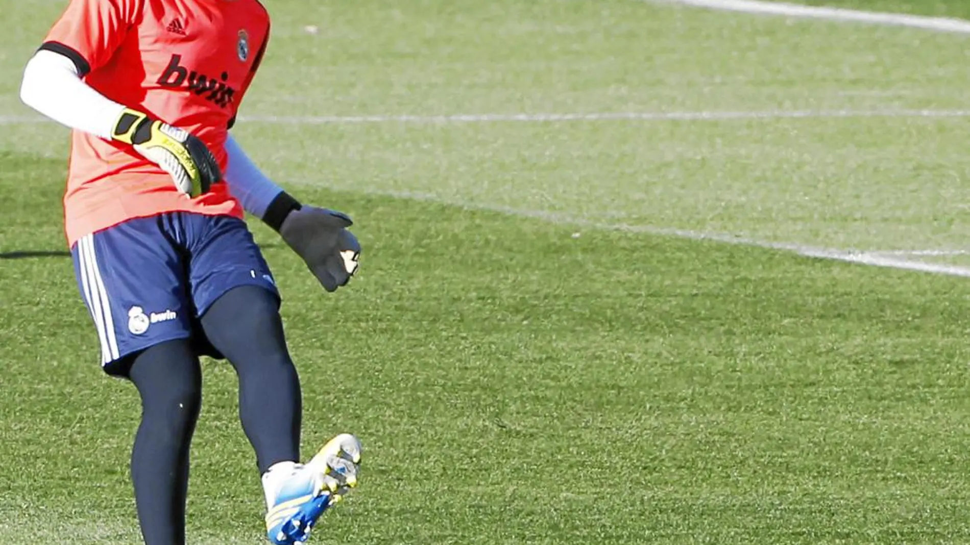 Casillas, durante el entrenamiento de ayer