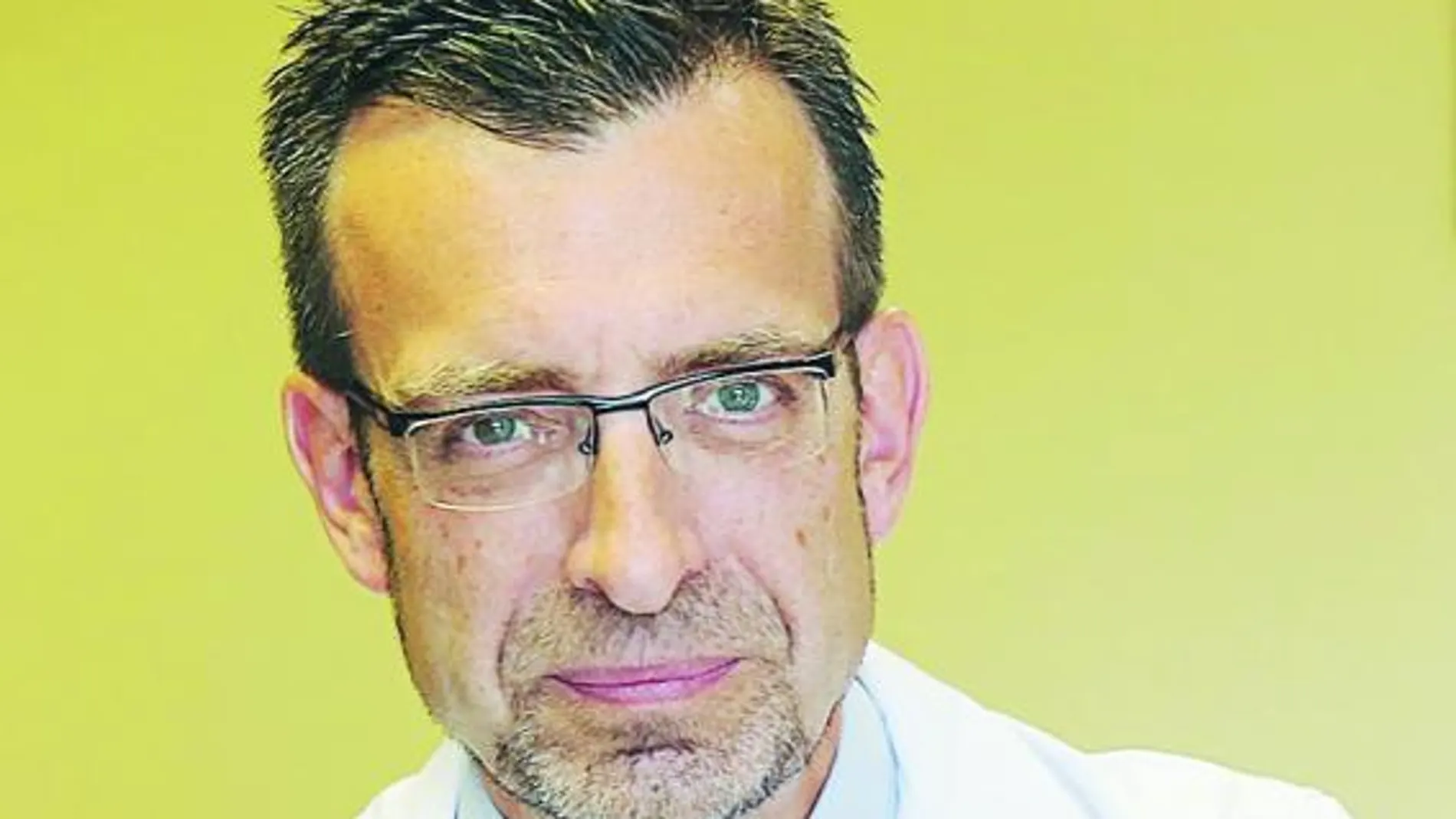 Dr. Enrique Lledó: Responsable de la Unidad de Salud del Varón del Hospital Vithas Nuestra Señora de América (Madrid)