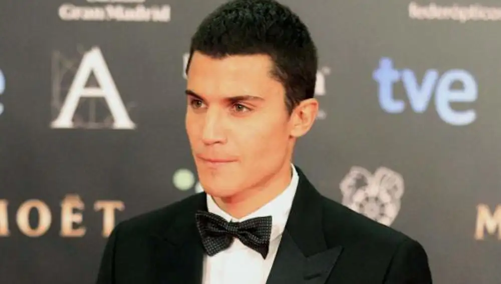 El actor Alex González