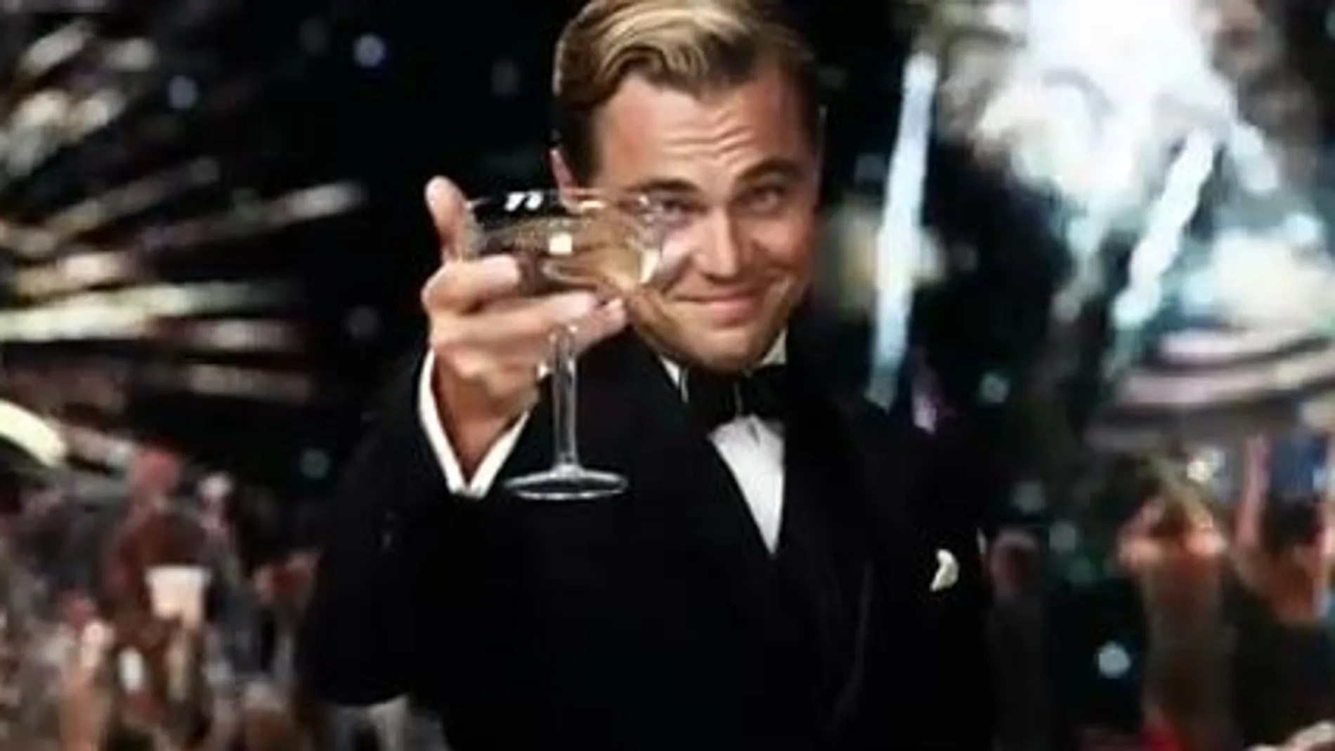 Leonardo DiCaprio interpreta a Jay Gatsby en la adaptación cinematográfica de «El gran Gatsby»