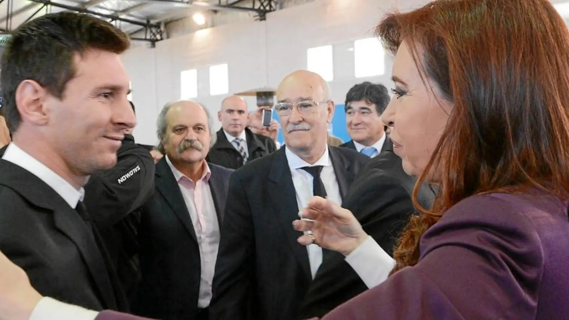 La presidenta argentina, Cristina Fernández, recibió en Buenos Aires a Leo y al resto de la albiceleste
