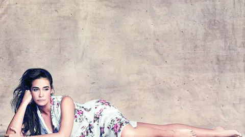 Vicky Martín Berrocal (talla 44) es la imagen de Violeta by Mango