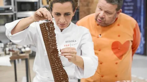 Begoña Rodrigo realiza una de las pruebas de «Top Chef»
