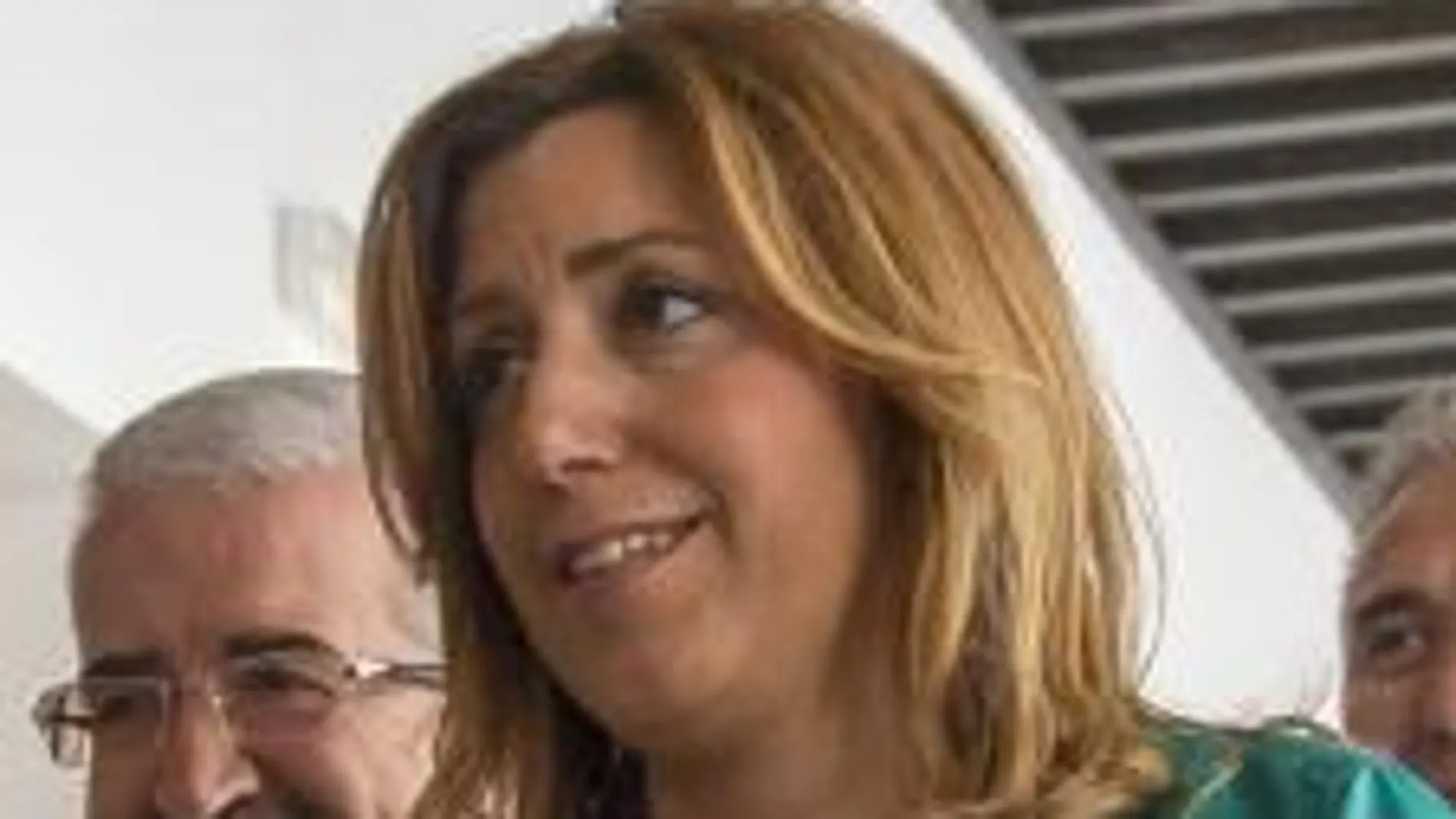 La presidenta de la Junta y secretaria general del PSOE-A, Susana Díaz, a su llegada al Parlamento regional en Sevilla.