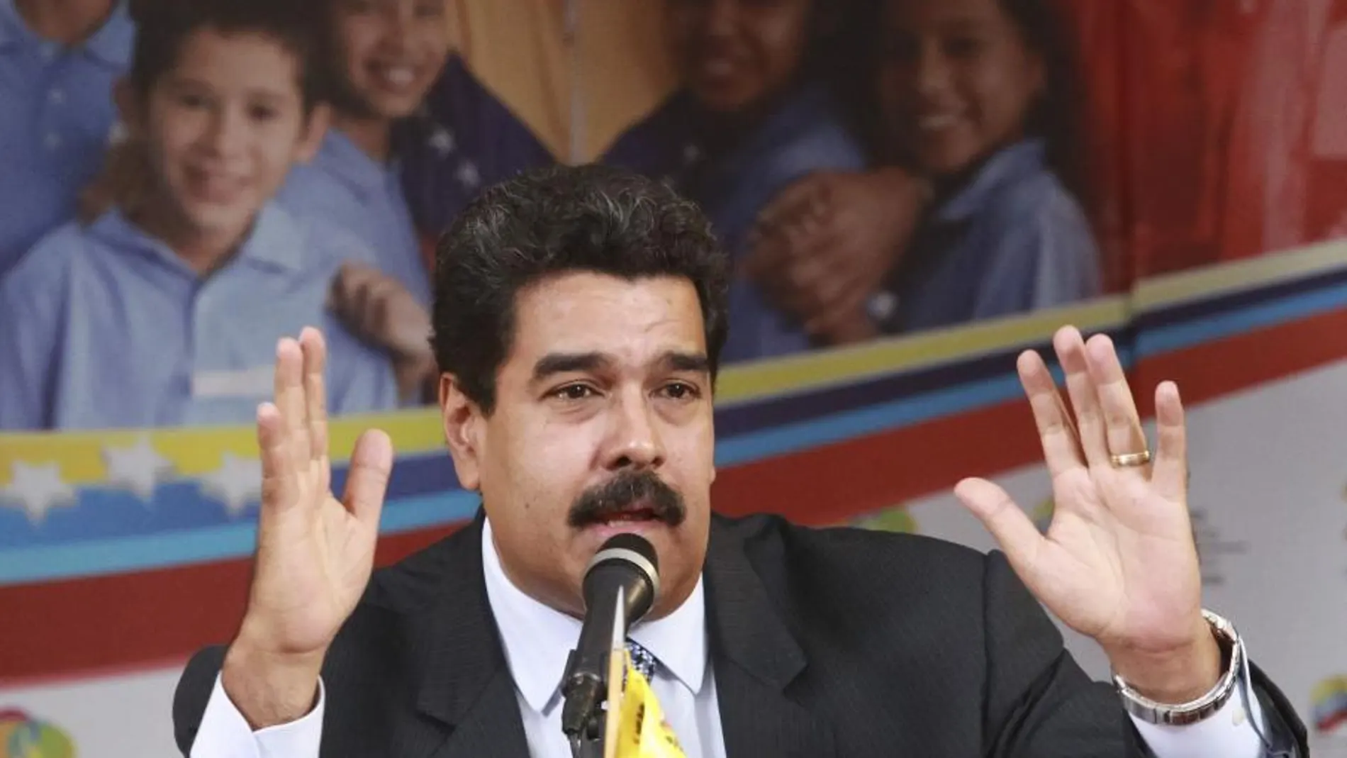 Maduro, a la caza de los conspiradores