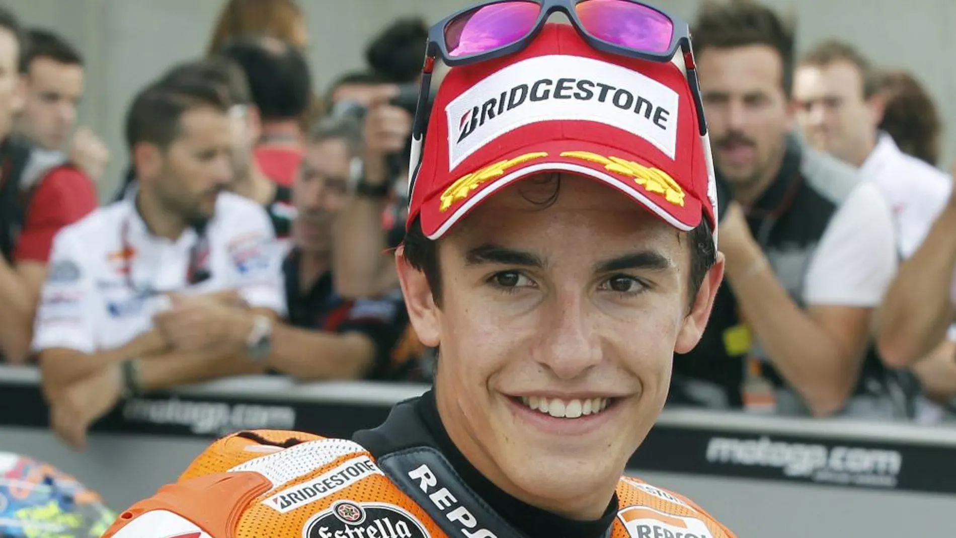El piloto español de MotoGP Marc Marquez (Honda), tras conseguir la pole position