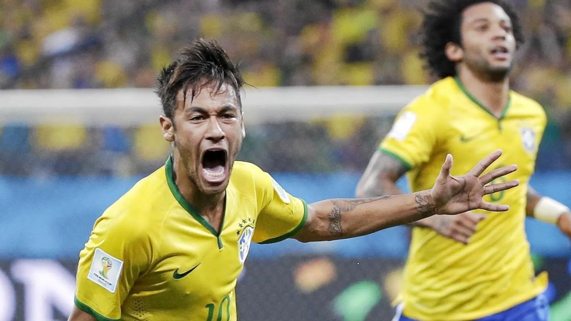 Neymar celebra el que era el gol del empate de Brasil ante Croacia