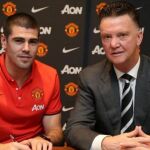 Valdés, junto a van Gaal.