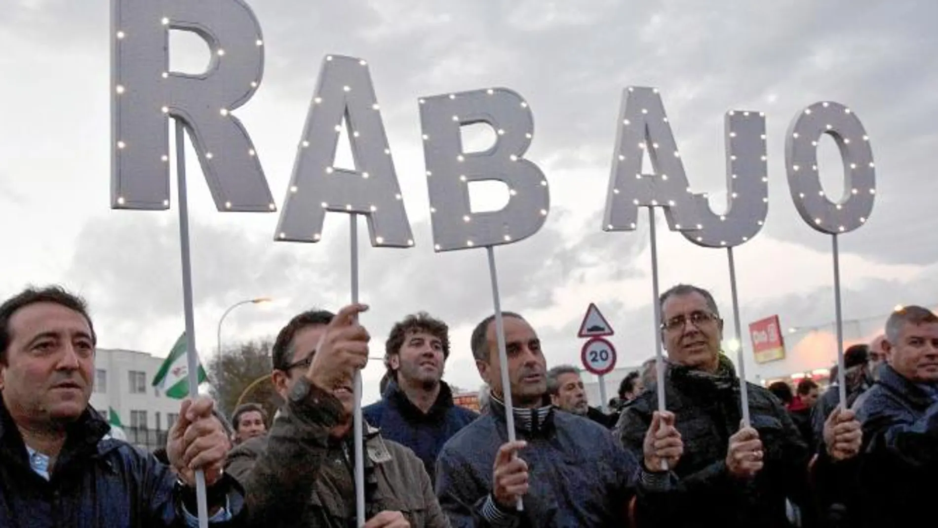 Trabajadores de Navantia en San Fernando, Cádiz, piden trabajo en plena crisis económica en 2013