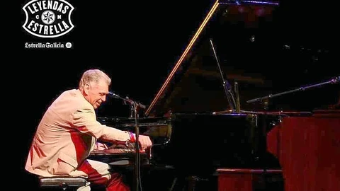 Georgie Fame hizo su leyenda en el piano del Flamingo Club, y con ese formato llega al Teatro Lara