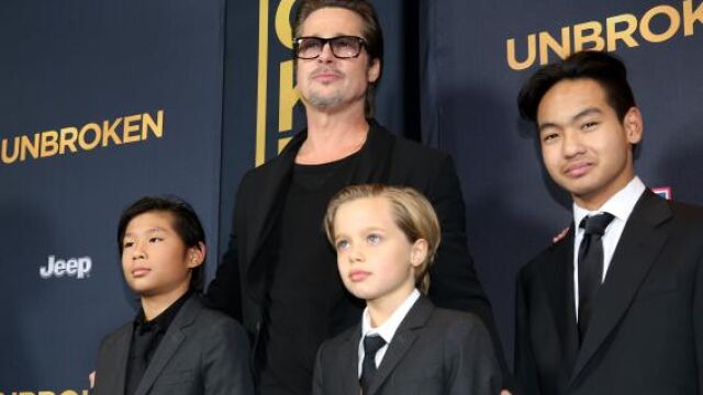 Pax Jolie-Pitt, Brad Pitt, Shiloh Jolie-Pitt y Maddox Jolie-Pitt