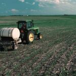 El óxido nitroso se utiliza como fertilizante nitrogenado en la agricultura