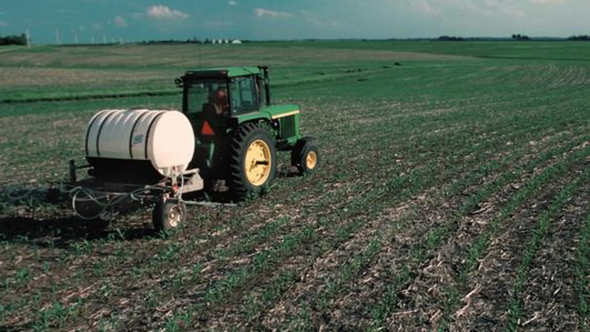 El óxido nitroso se utiliza como fertilizante nitrogenado en la agricultura