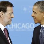 Mariano Rajoy, y el presidente de Estados Unidos, Barak Obama, al comenzar a cumbre de la OTAN que se celebró en Chicago, en 2012