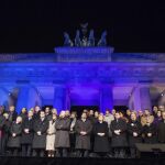 El presidente alemán y los líderes de los principales partidos y representantes de las distintas iglesias se han sumado a la concentración organizada hoy en Berlín contra el terrorismo y la xenofobia.