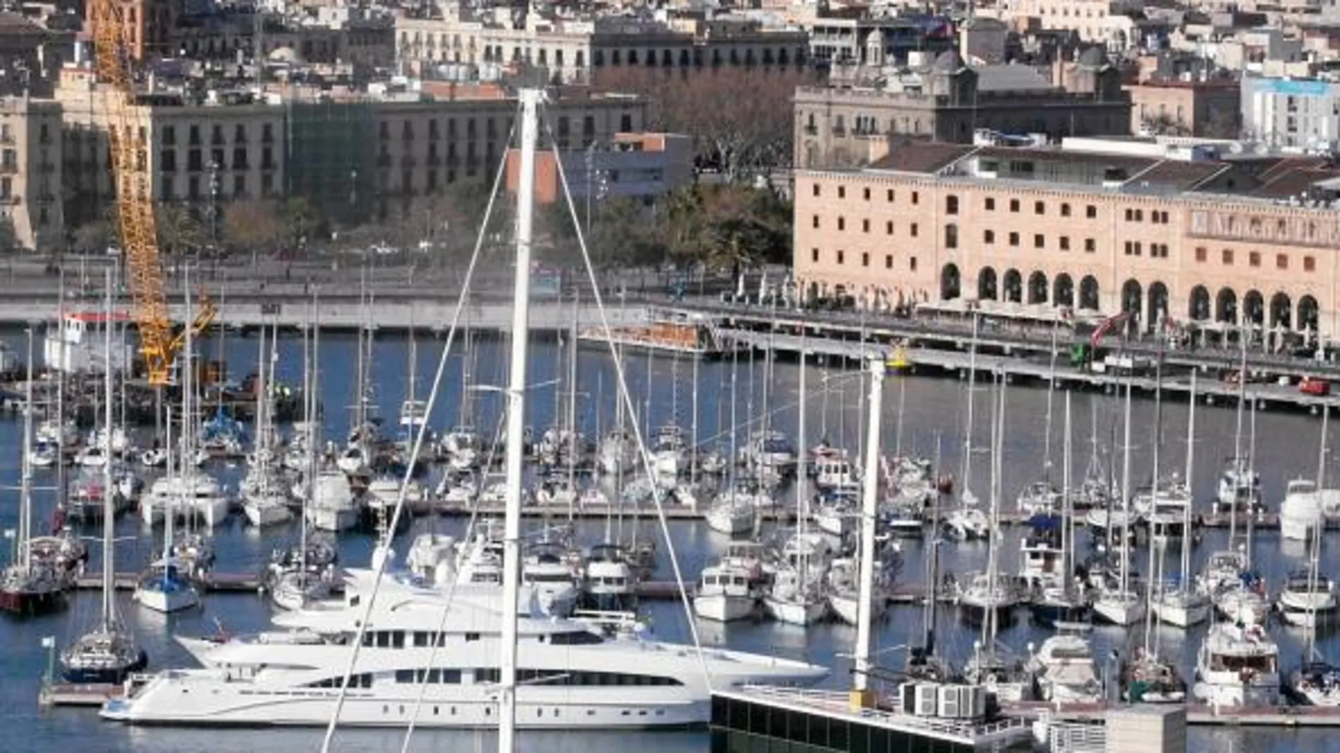 La remodelación de la Marina Port Vell hoy cumple su primer trámite en comisión y llegará al pleno el 1 de febrero