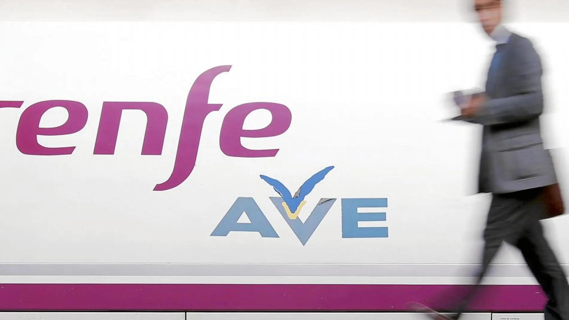 Renfe celebró el segundo aniversario del AVE Madrid- Valencia con una tarifa especial durante el mes de diciembre