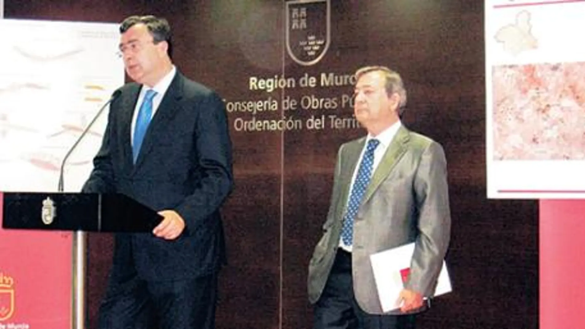 El acceso a la autovía de La Manga contará con tres carriles en 2010