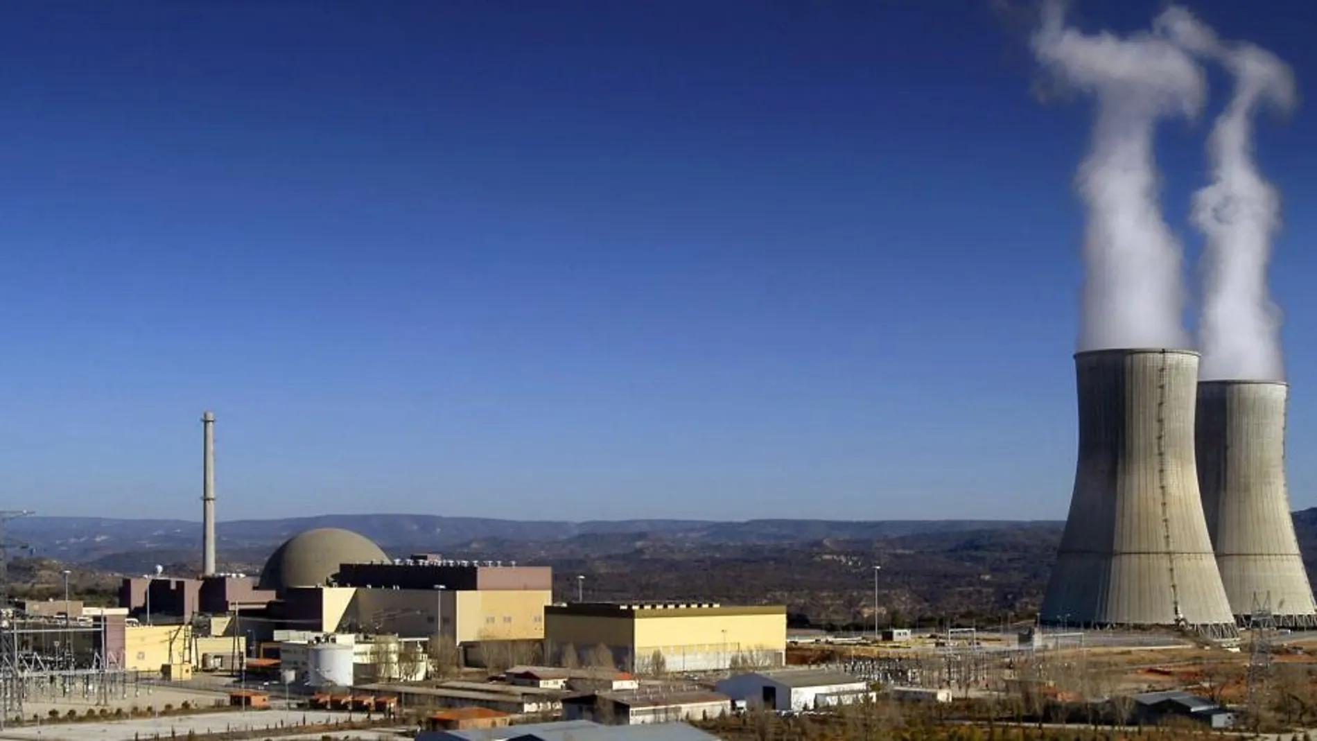 Fotografía de archivo del 7 de febrero del 2006 de la central nuclear nuclear de Trillo (Guadalajara)