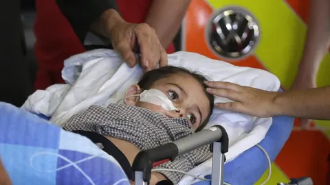 Imagen del pequeño Ashya, a su llegada a República Checa