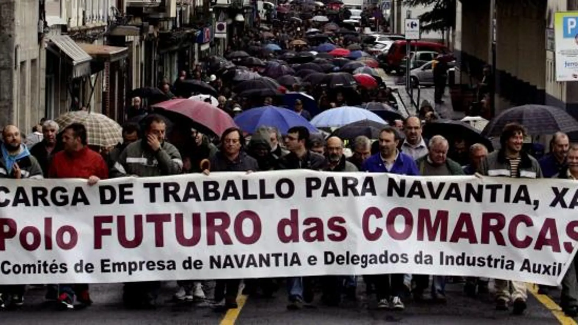 Los trabajadores de Navantia se manifiestan en Ferrol en demanda de más carga de trabajo