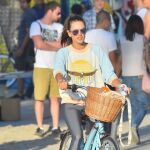 Alessandra Ambrosio, gran aficionada a la bicicleta
