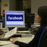 Facebook informa de que el chat no está disponble "por motivos de mantenimiento".