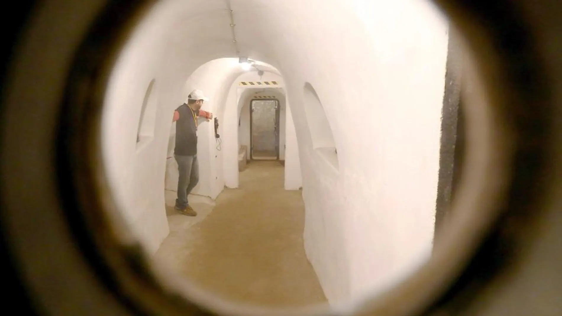 ‘Il Duce’ decidió adaptar la bodega de vino y transformarla en un refugio antiaéreo completo