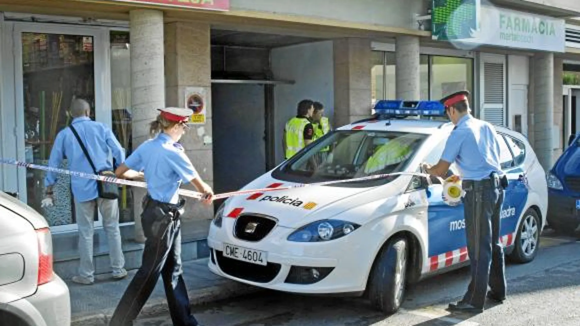 Los sindicatos policiales quieren que Montilla interceda en uno de los proyectos estrella de Saura