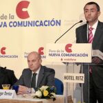 De dcha. a izda., Giménez Barriocanal, Diego Torrico y Bieito Rubido, ayer, en Madrid