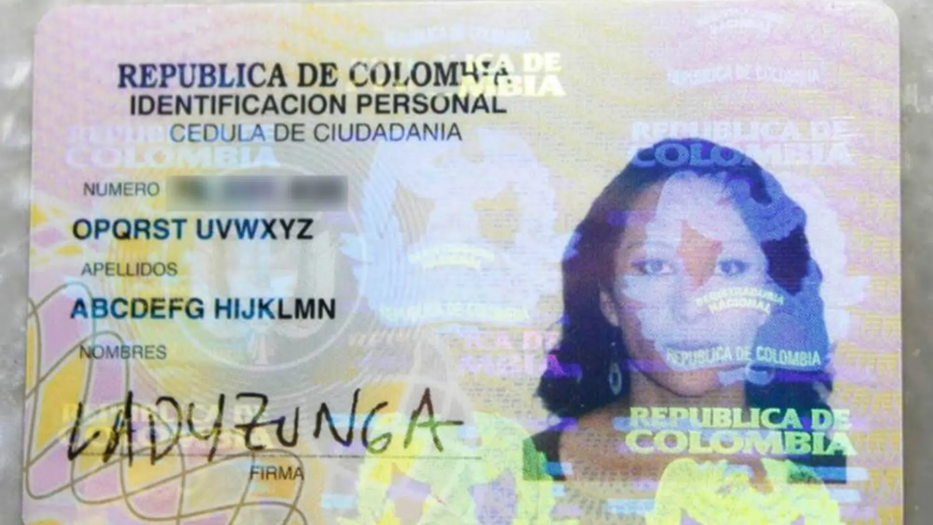 Carta de identificación de esta colombiana de 36 años