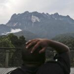 Un seísmo sacudió el pasado viernes el monte Kinabalu, en la isla de Borneo